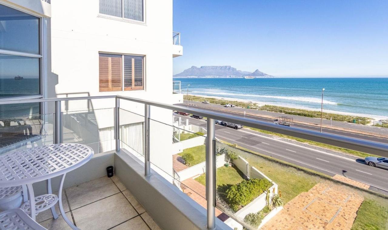 Appartement Beachfront + Pool + Secure Garage *